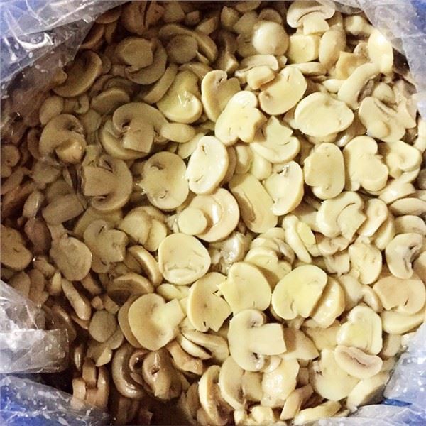 식초에 샴 피뇽 슬라이스