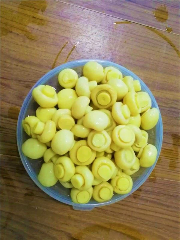 소금에 절인 버섯